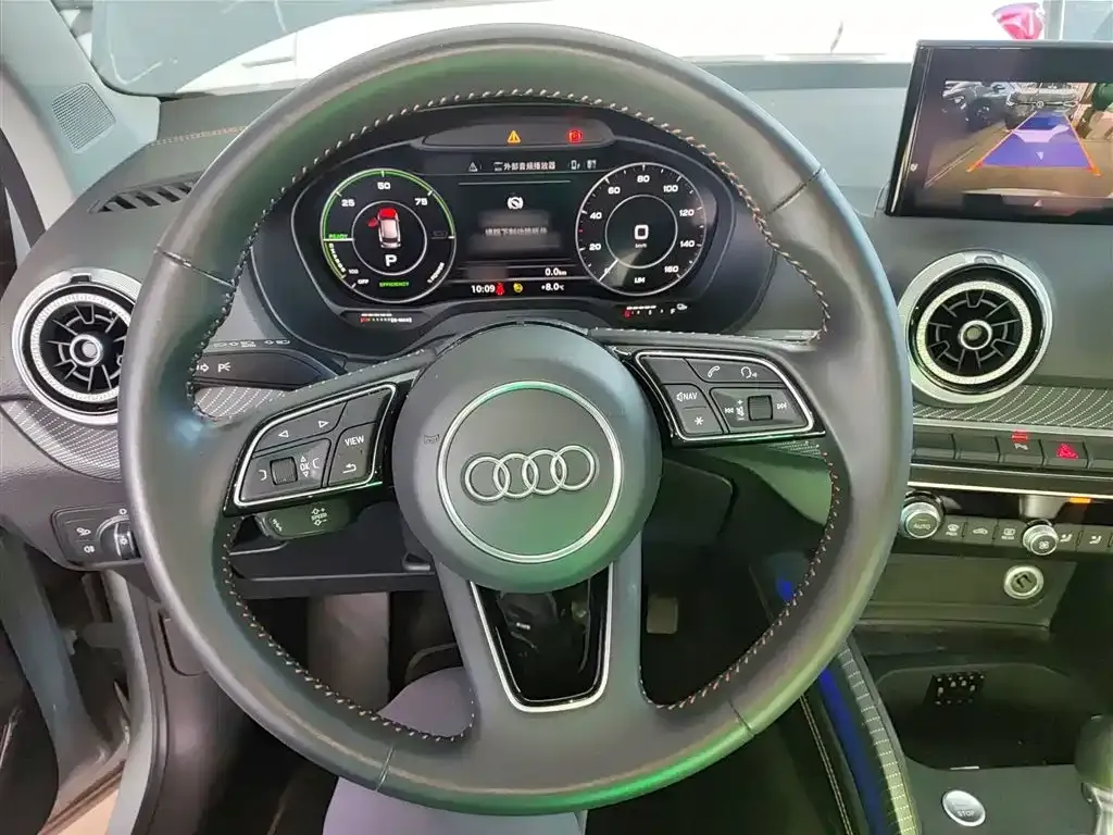 Audi Q2L e-tron 2022 из CN, фото 10