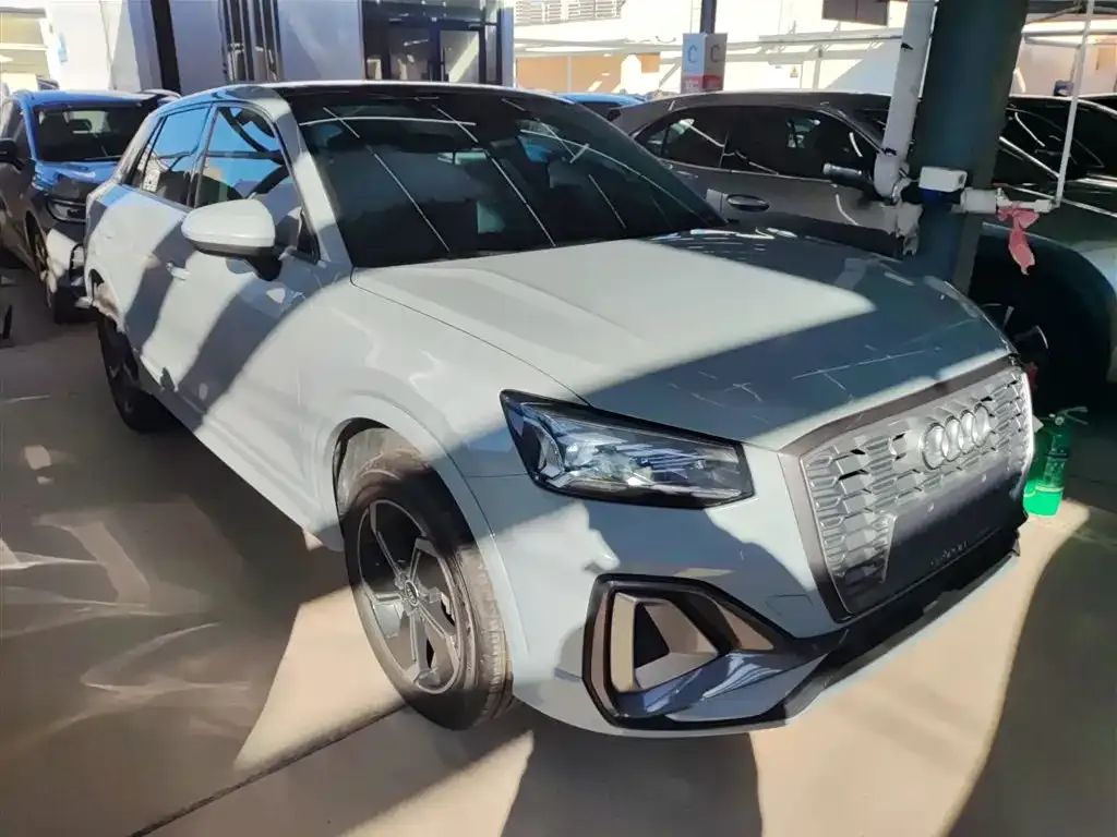 Audi Q2L e-tron 2022 из CN, фото 3