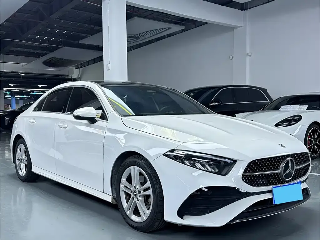 Mercedes-Benz A-Class 2023 из CN, фото 3
