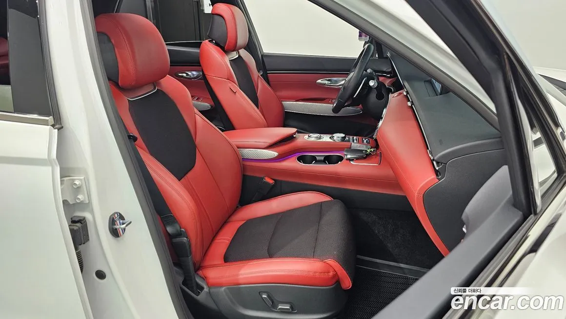 Genesis GV70 — фото 10