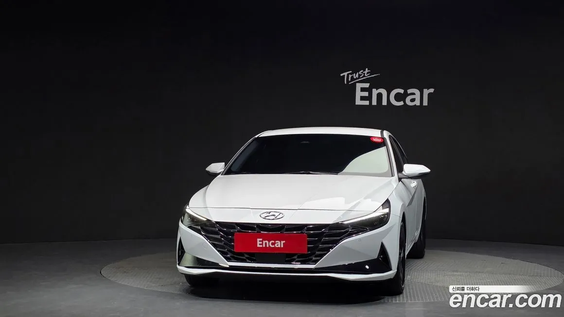 Hyundai AVANTE — фото 3
