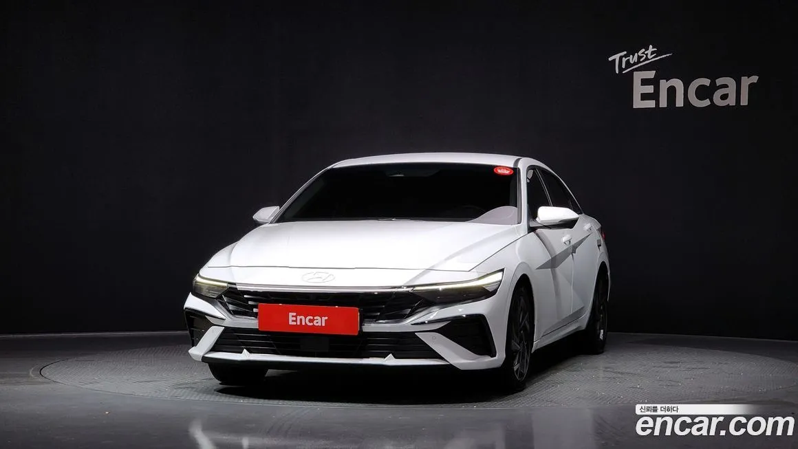 Hyundai AVANTE — фото 3