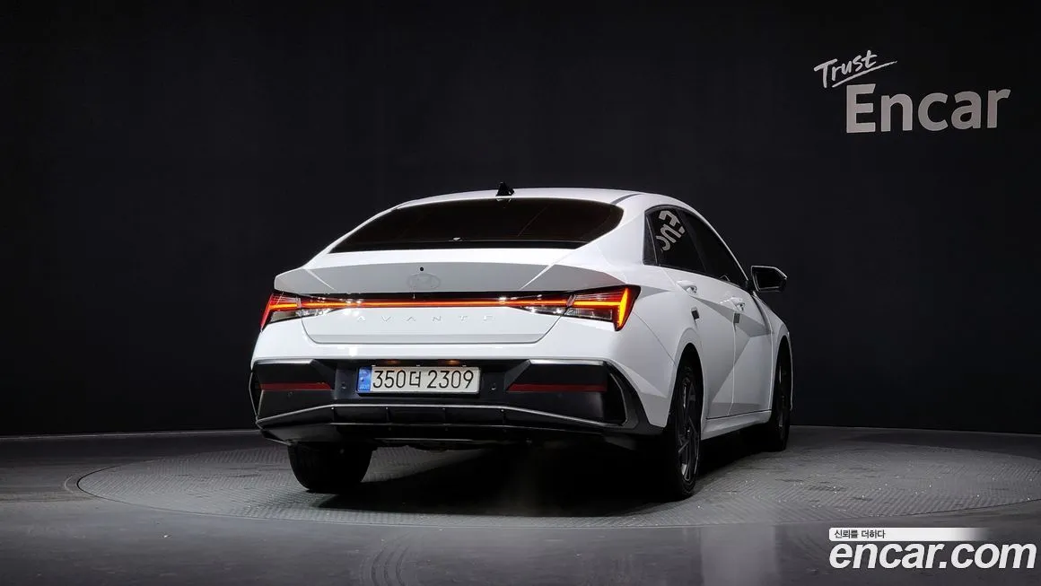 Hyundai AVANTE — фото 4