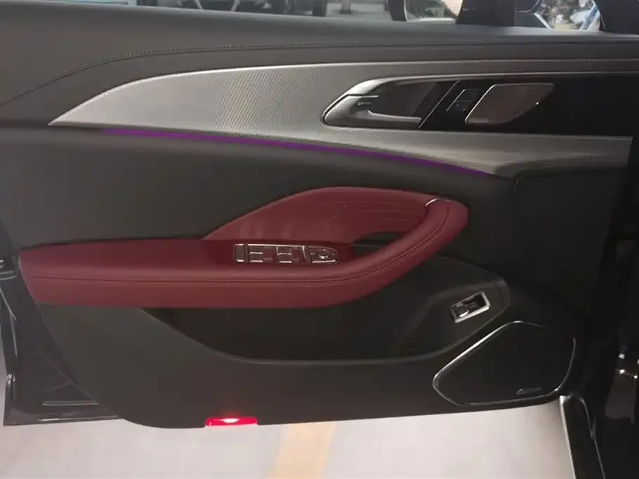 Hongqi H5 2024 из CN, фото 7