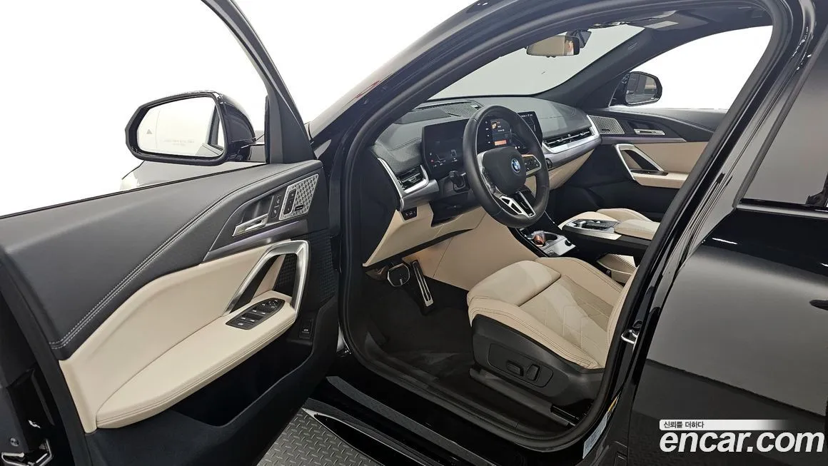 BMW iX2 2024 из KR, фото 10