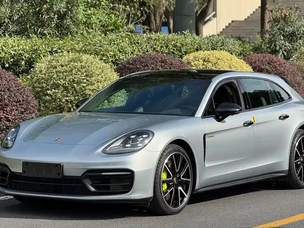 Porsche Panamera Hybrid 2023 из CN, фото 1
