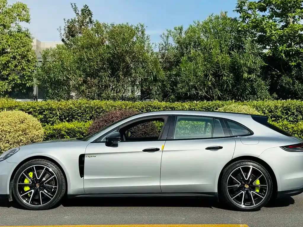 Porsche Panamera Hybrid 2023 из CN, фото 4