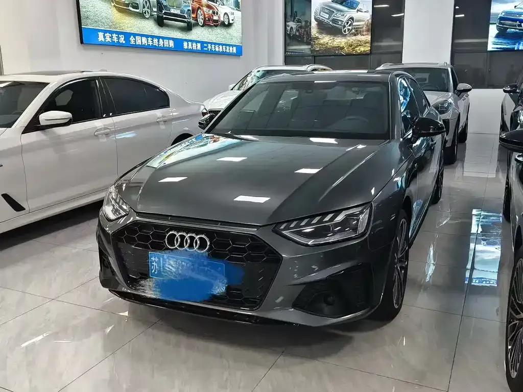 Audi A4L 2024 из CN, фото 1