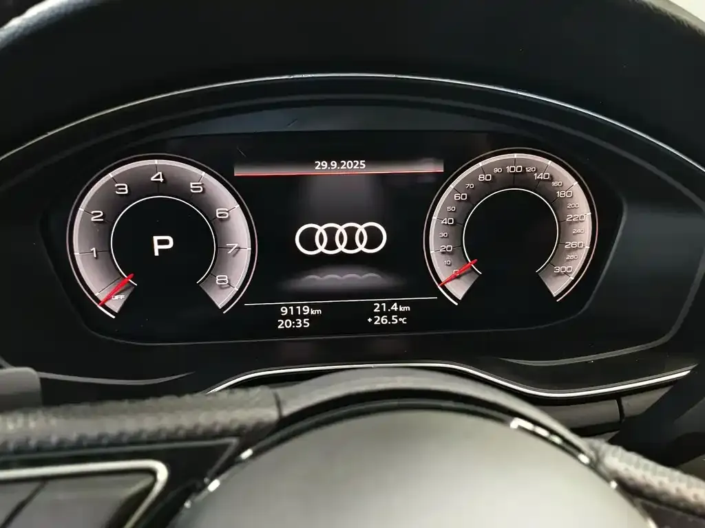 Audi A4L 2024 из CN, фото 3