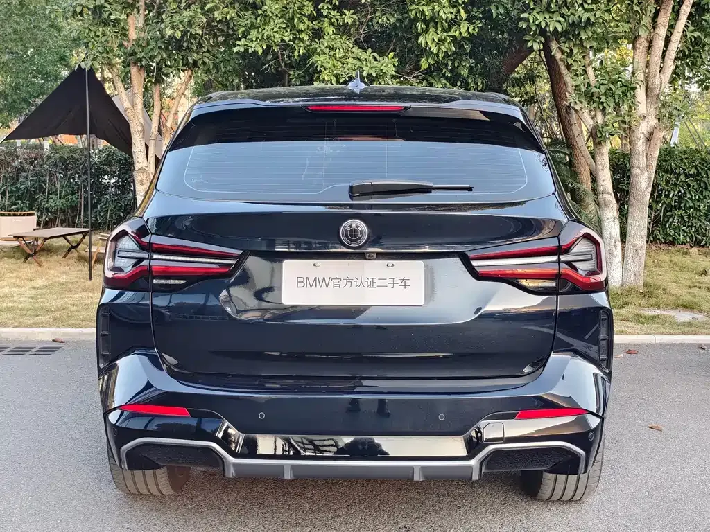 BMW iX3 2024 из CN, фото 4