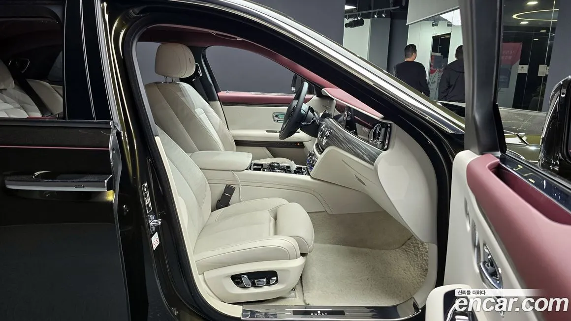 Rolls-Royce Ghost 2023 из KR, фото 10
