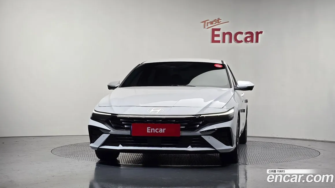 Hyundai AVANTE — фото 3