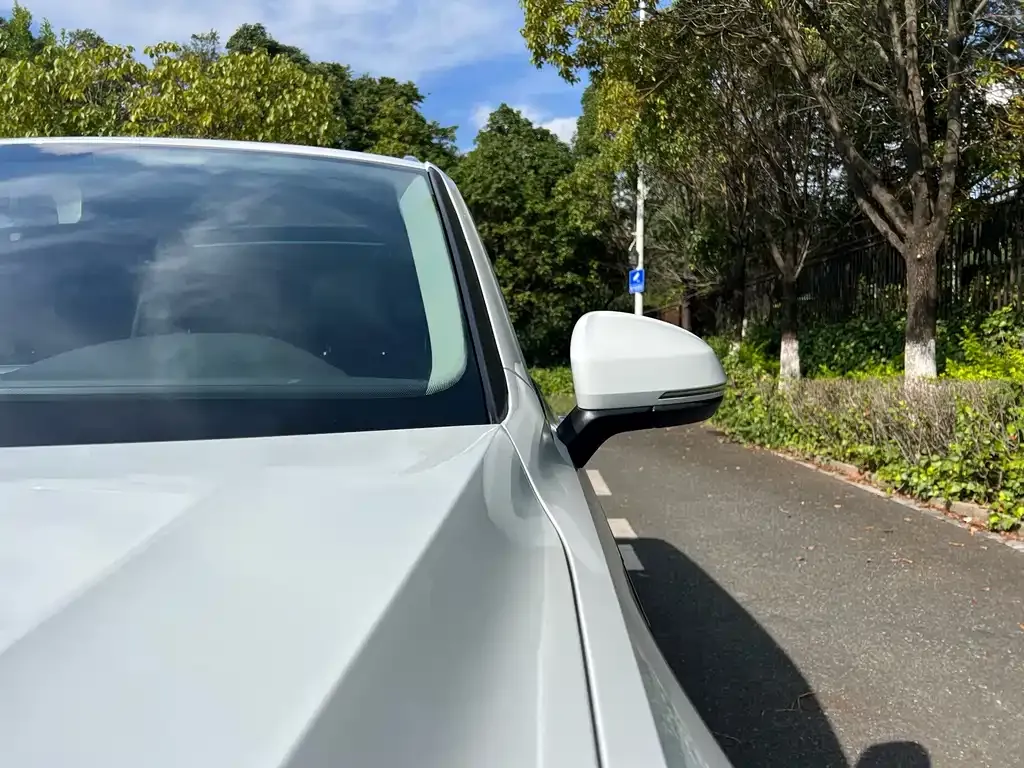 Volkswagen Tiguan L 2023 из CN, фото 10