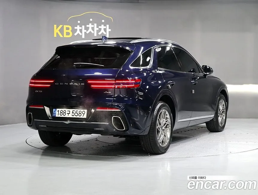 Genesis GV70 2023 из KR, фото 2