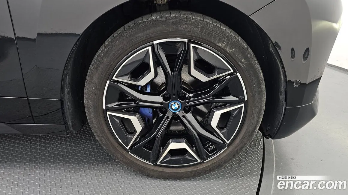 BMW iX 2022 из KR, фото 5