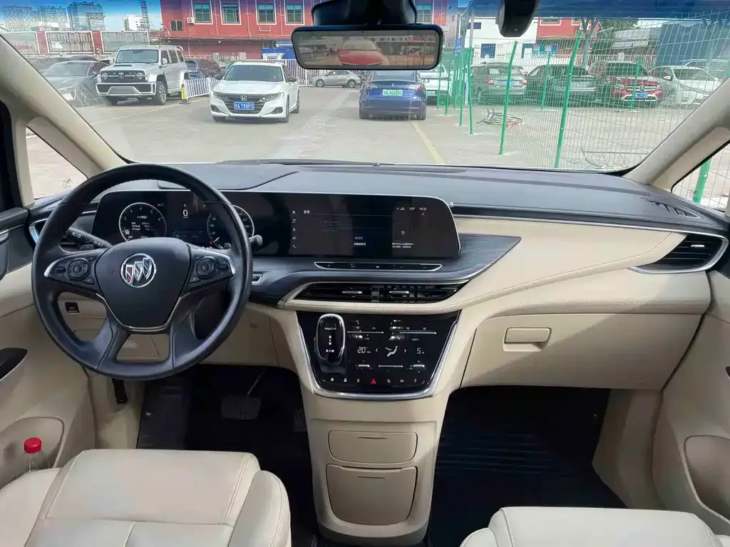 Buick GL8 2023 из CN, фото 9