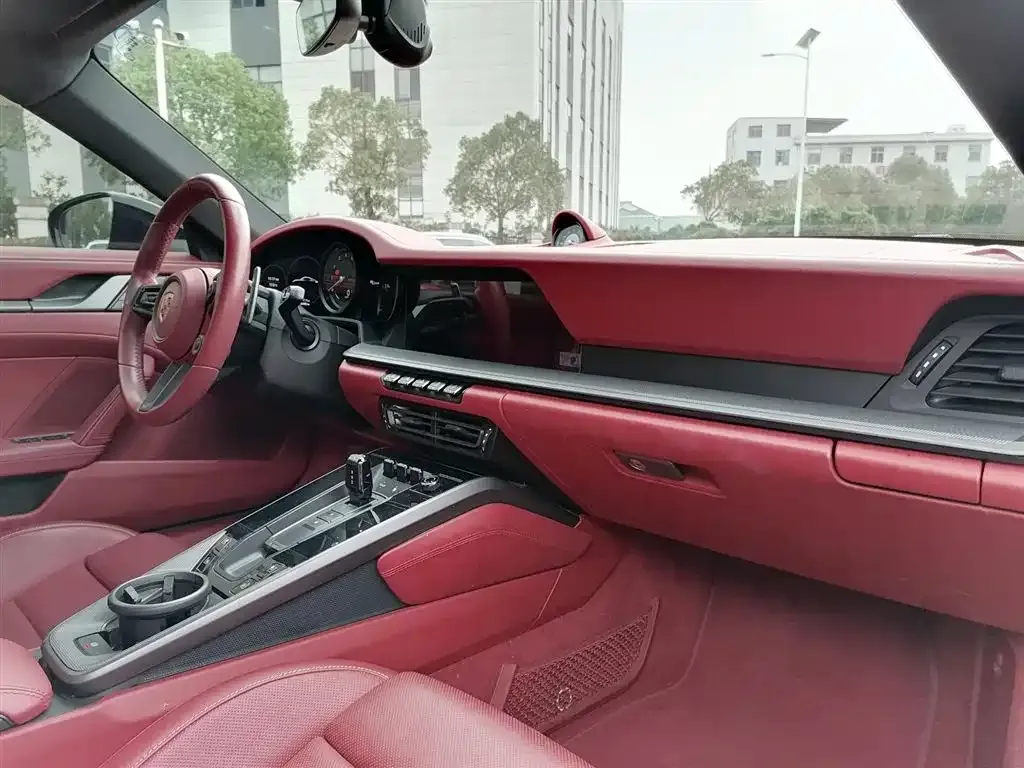 Porsche 911 2023 из CN, фото 8