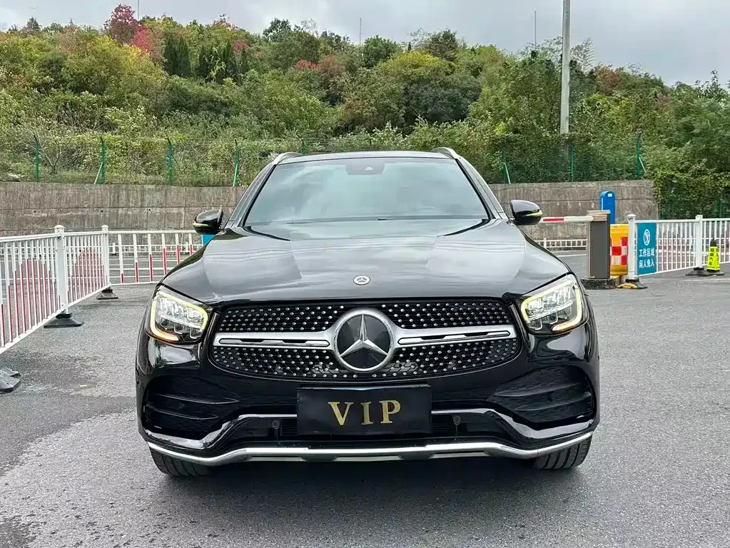 Mercedes-Benz GLC — фото 1