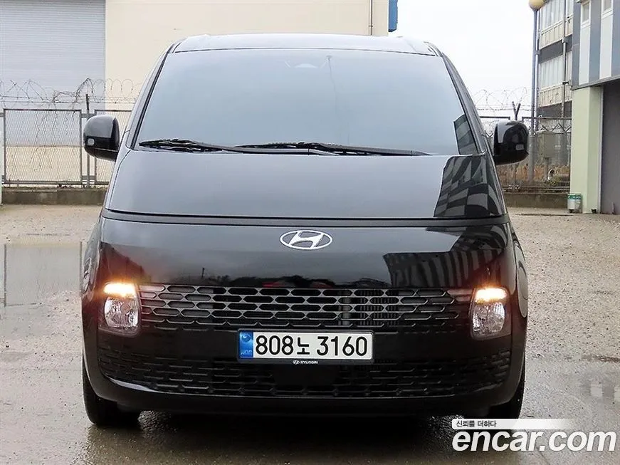 Hyundai Staria — фото 3
