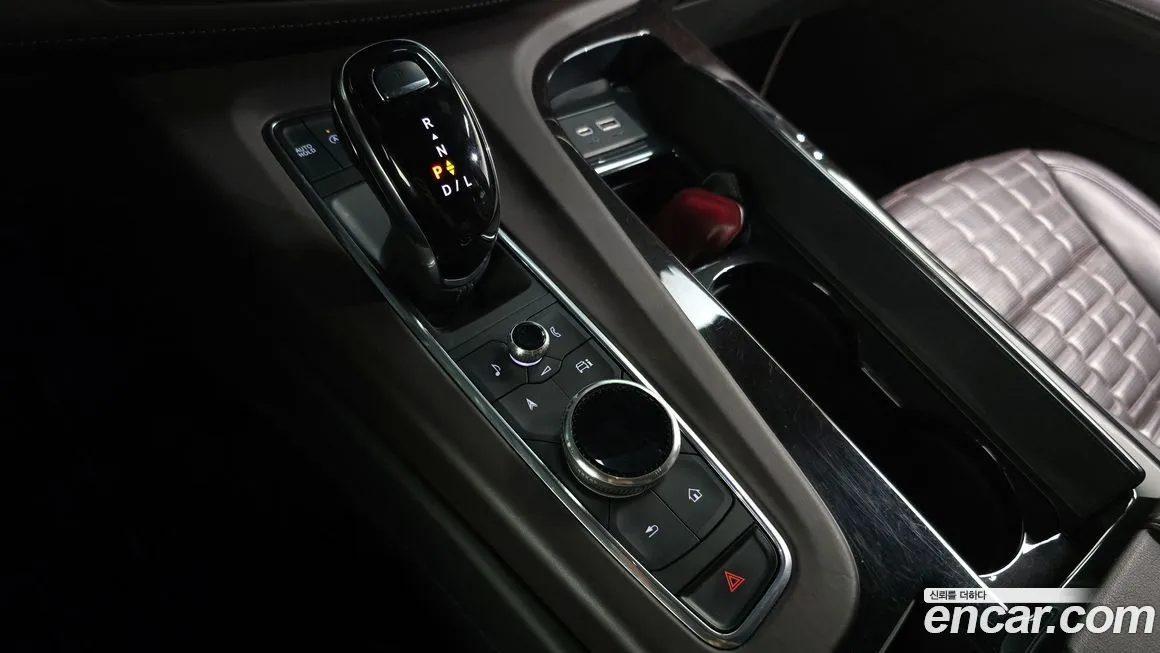 Cadillac Escalade 2023 из KR, фото 9
