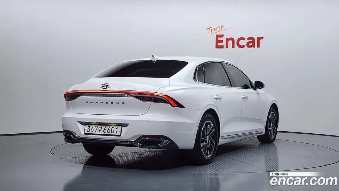 Hyundai Grandeur 2023 из KR, фото 2