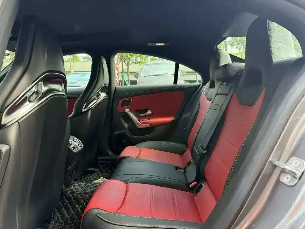 Mercedes-Benz CLA AMG — фото 3