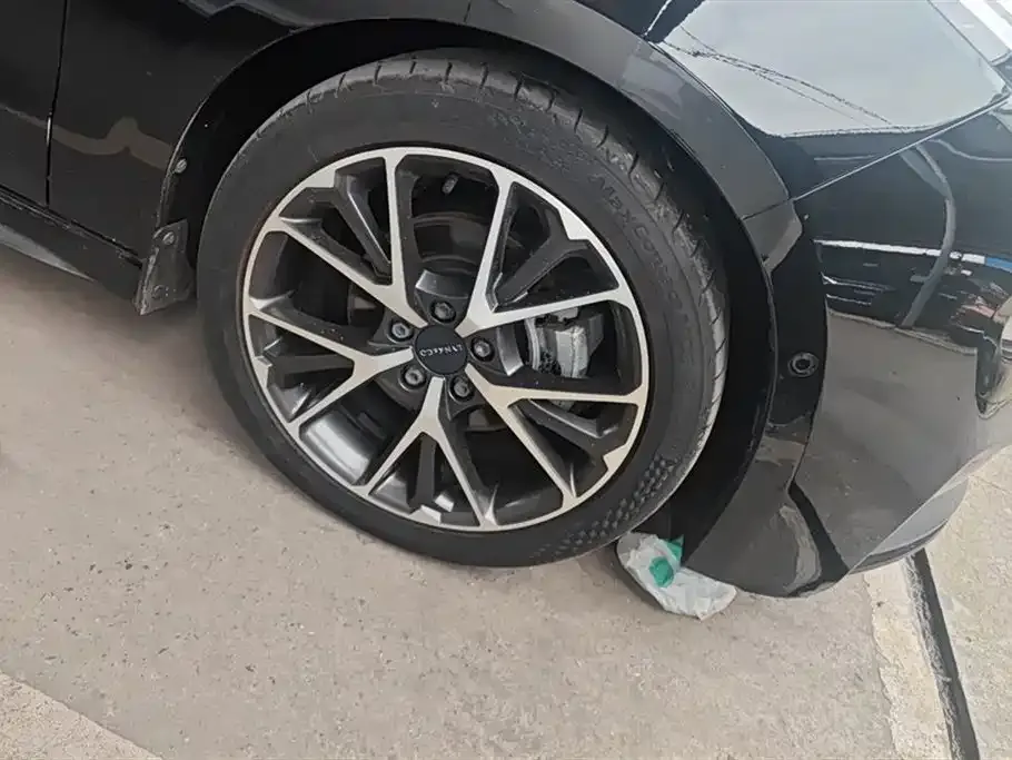 Lynk & Co 03 — фото 6
