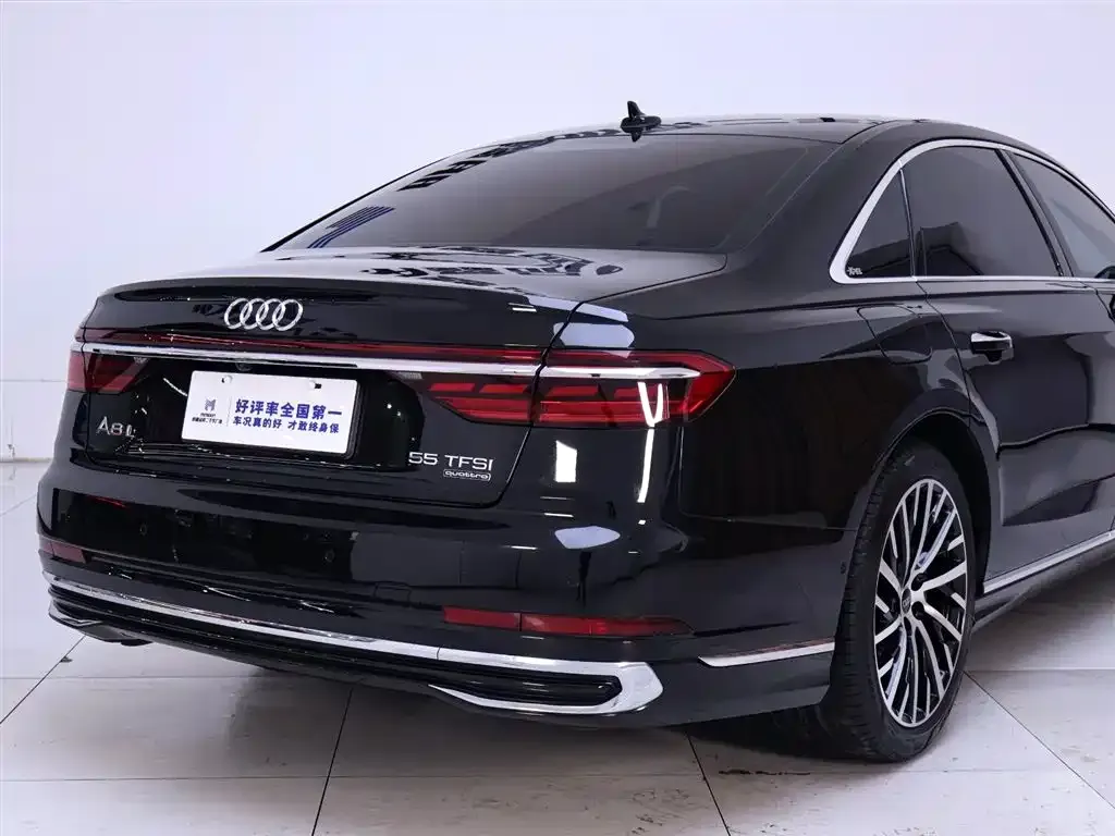 Audi A8 2023 из CN, фото 8