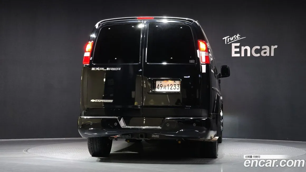 Chevrolet Express Van 2021 из KR, фото 4
