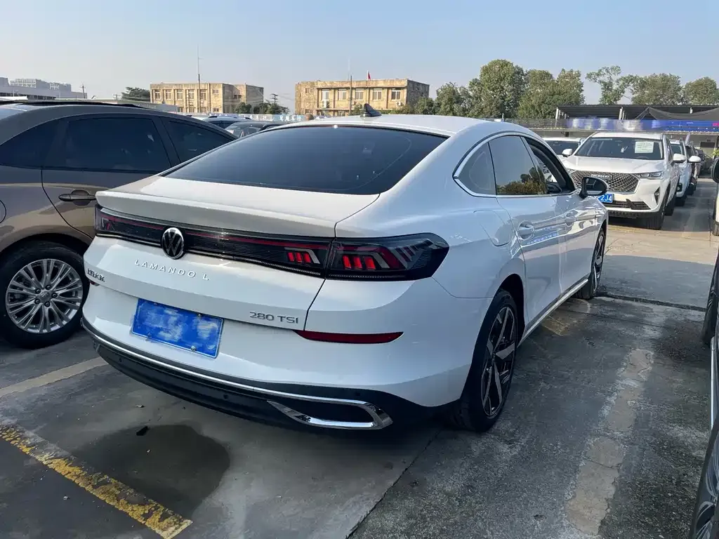 Volkswagen Lamando 2022 из CN, фото 6
