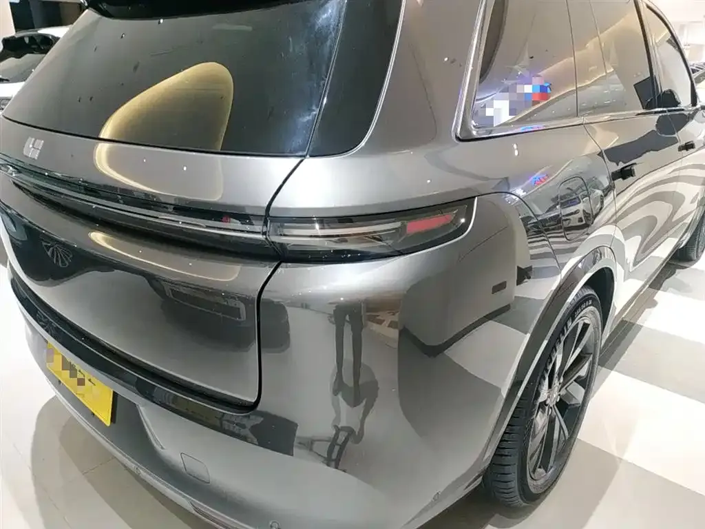 Li Auto L8 2023 из CN, фото 8