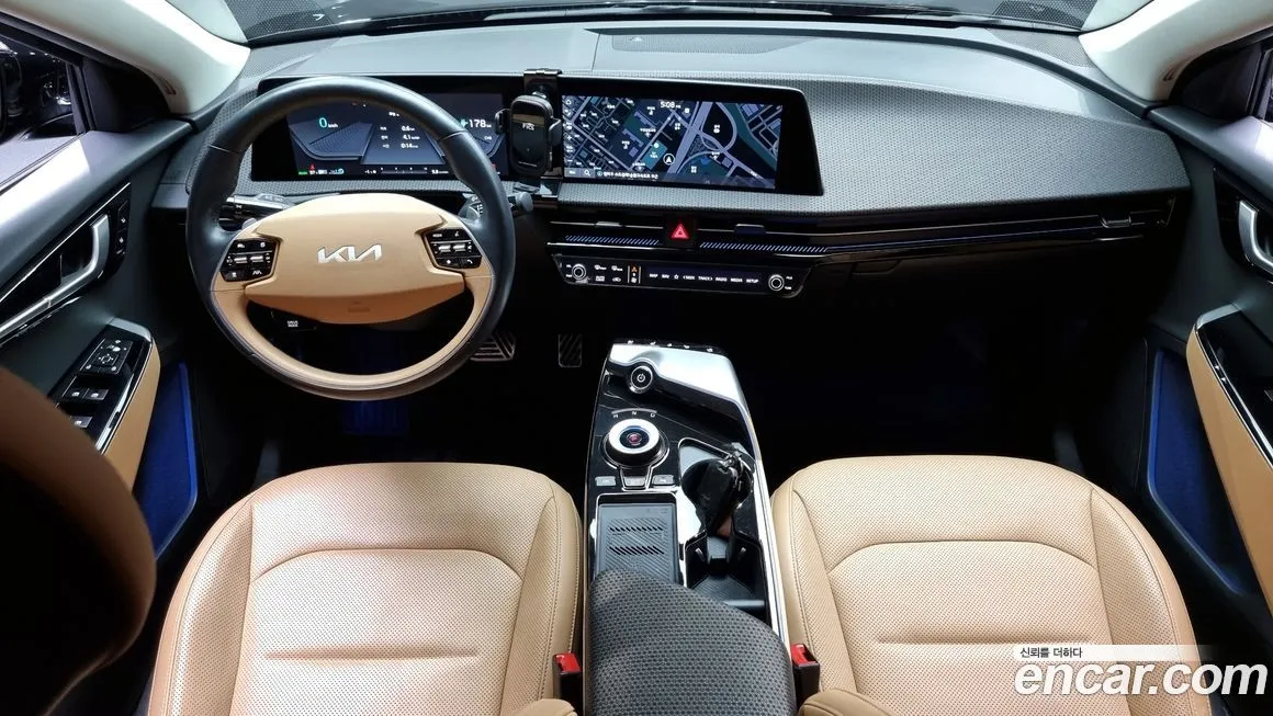 Kia EV6 — фото 7