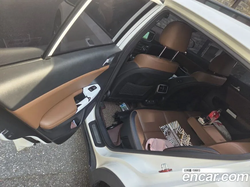 Kia Sportage — фото 10