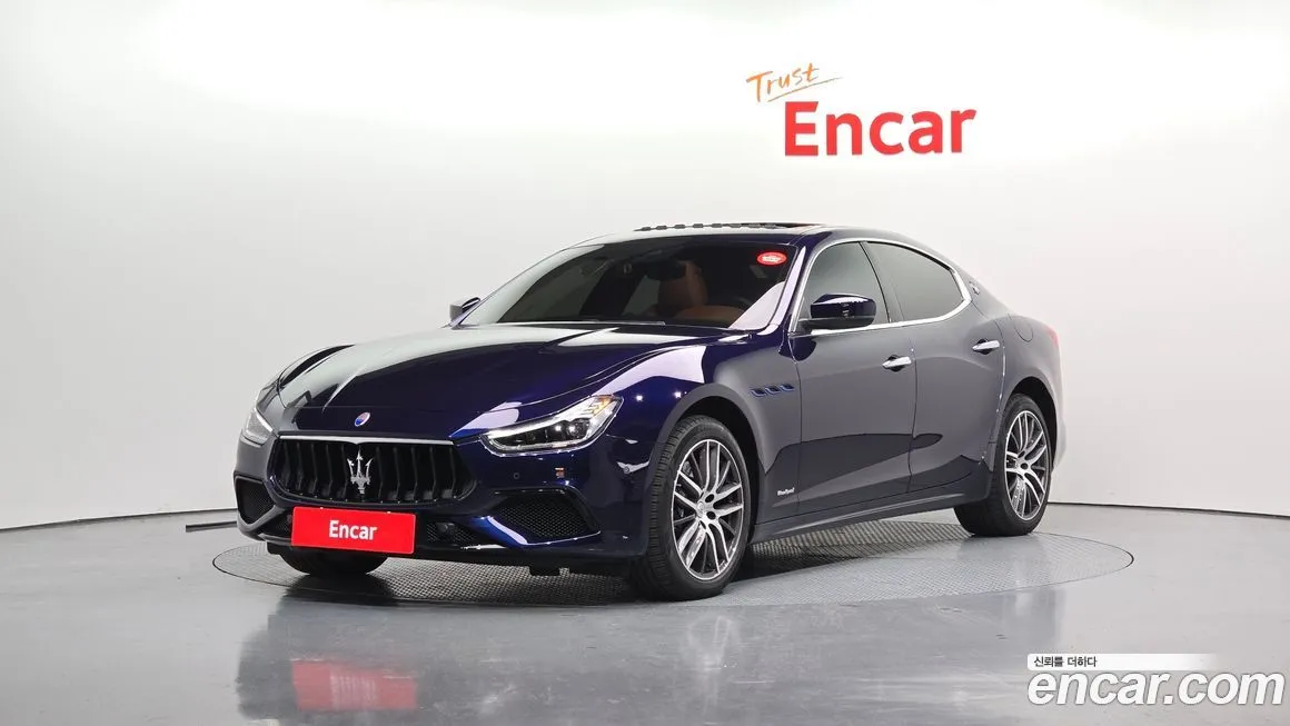 Maserati Ghibli — фото 1