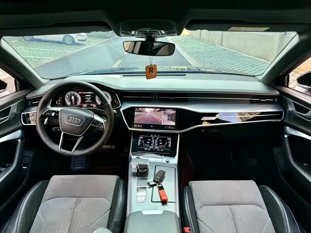 Audi A6L 2023 из CN, фото 5