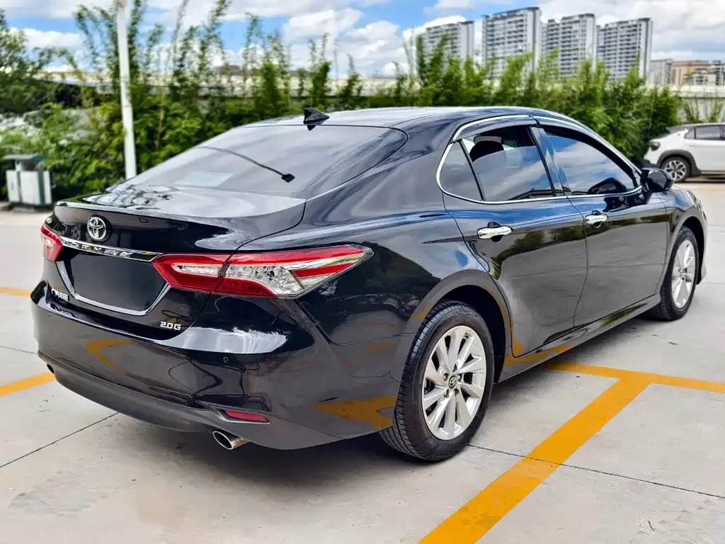 Toyota Camry 2023 из CN, фото 4