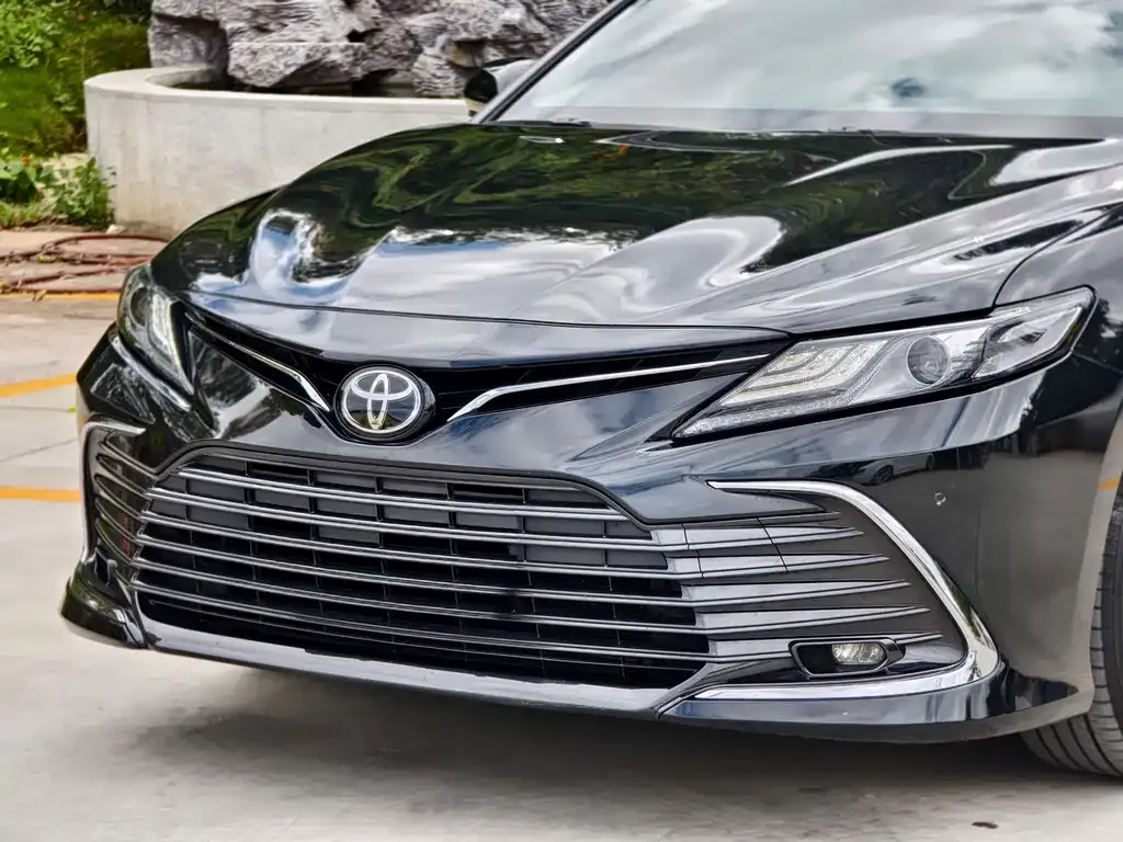 Toyota Camry 2023 из CN, фото 7