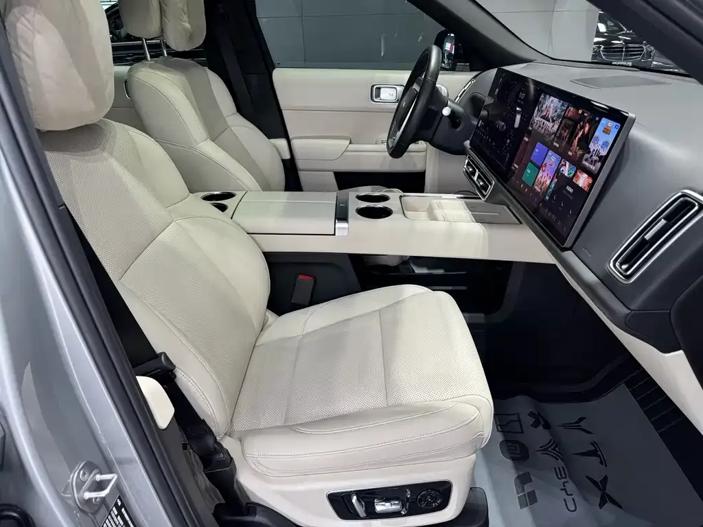 Li Auto L8 2023 из CN, фото 9