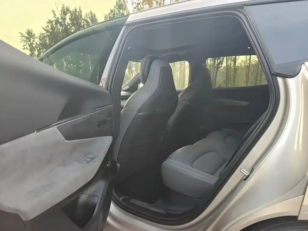 Lynk & Co 08 EM-P 2024 из CN, фото 6