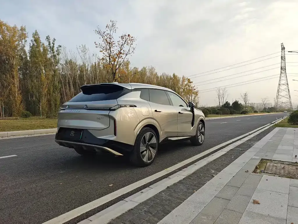 Lynk & Co 08 EM-P 2024 из CN, фото 9