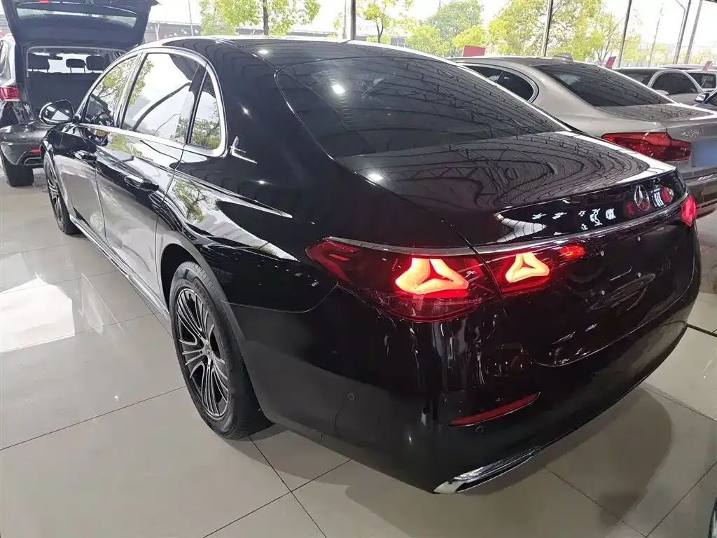 Mercedes-Benz E-Class 2024 из CN, фото 5