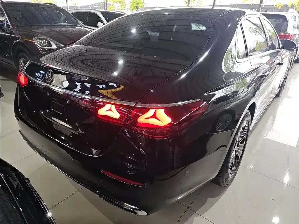 Mercedes-Benz E-Class 2024 из CN, фото 7