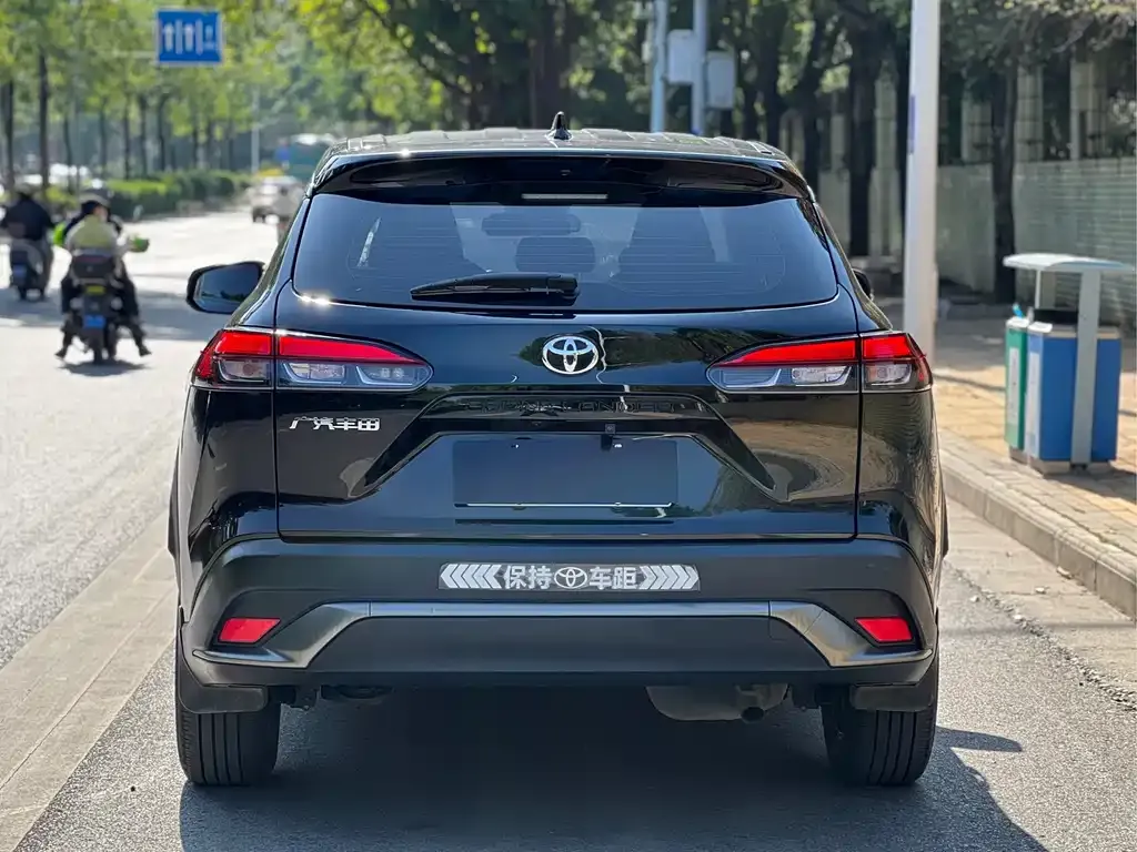 Toyota Frontlander 2023 из CN, фото 4