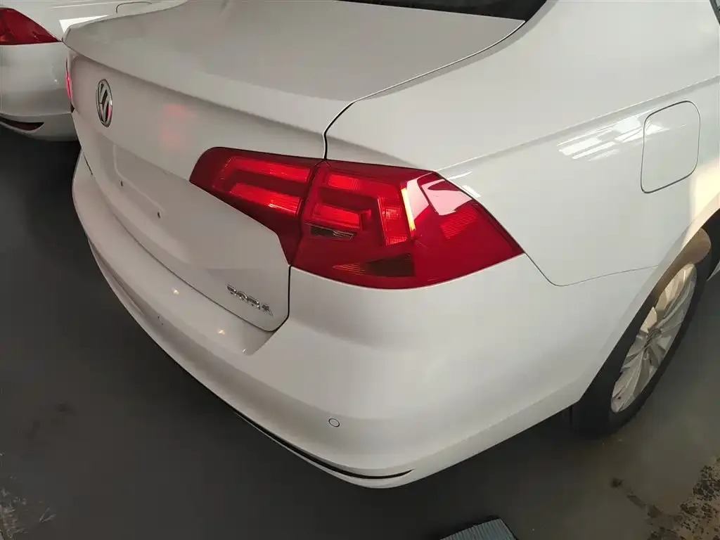 Volkswagen Bora 2022 из CN, фото 8