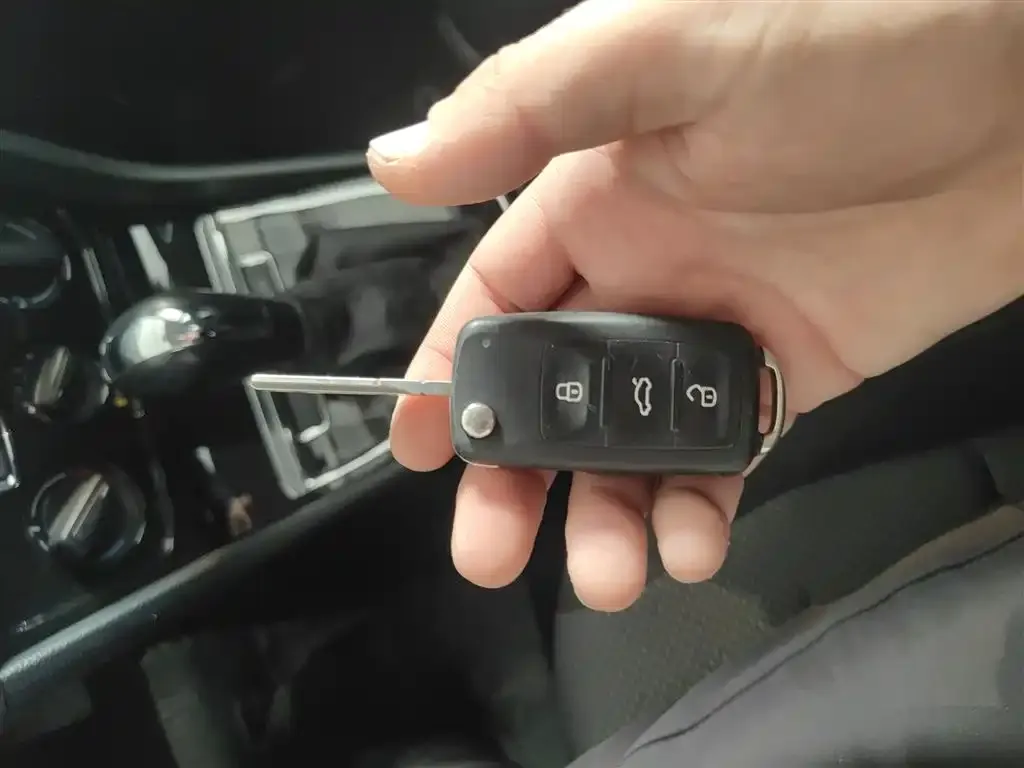 Volkswagen Bora 2022 из CN, фото 9