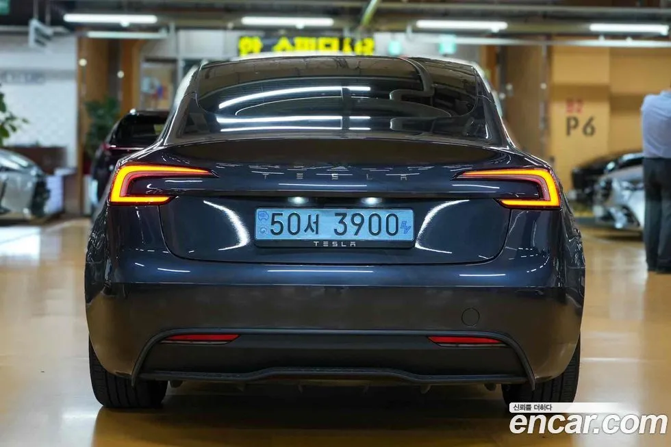 Tesla Model 3 — фото 4