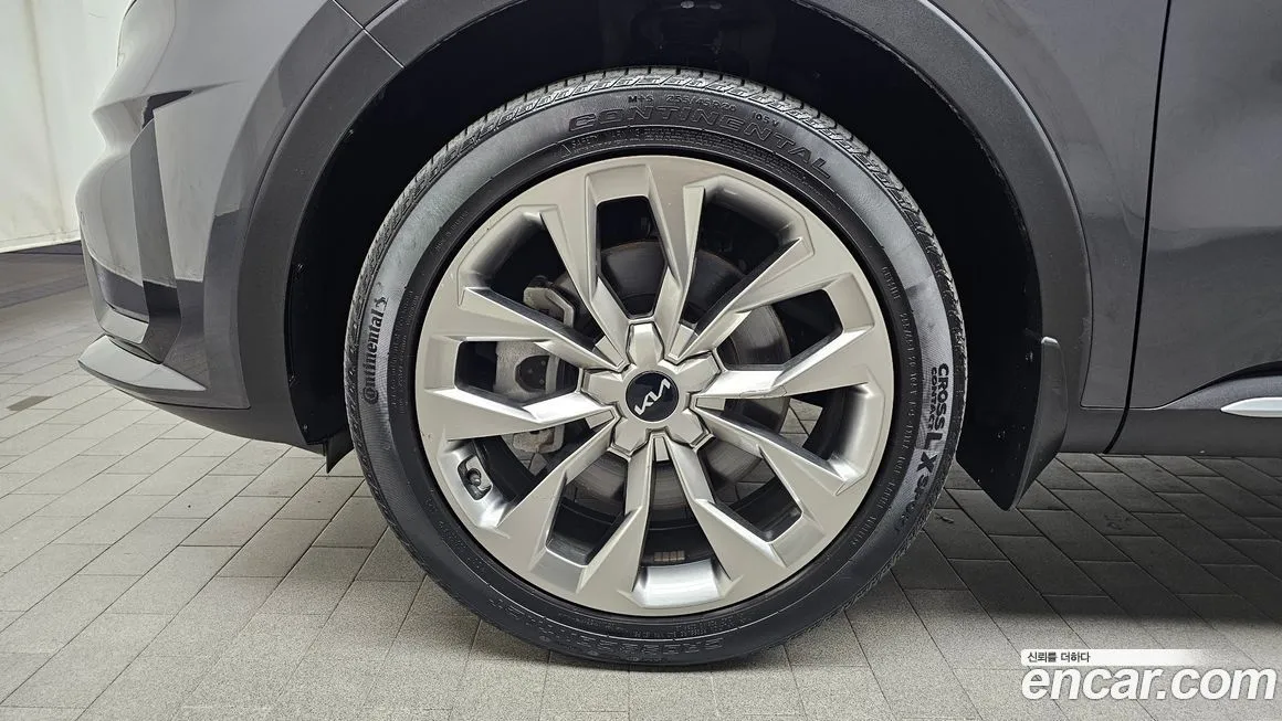 Kia Sorento — фото 5
