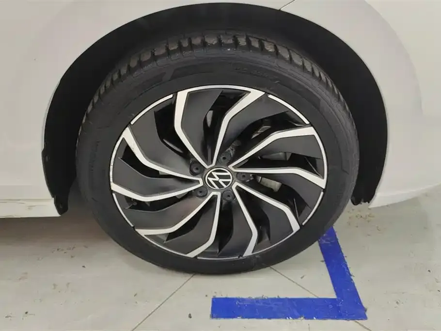 Volkswagen Golf 2022 из CN, фото 6
