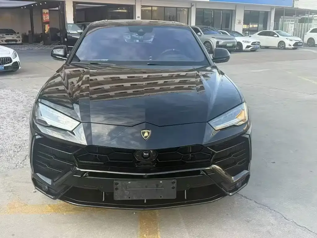 Lamborghini Urus — фото 2
