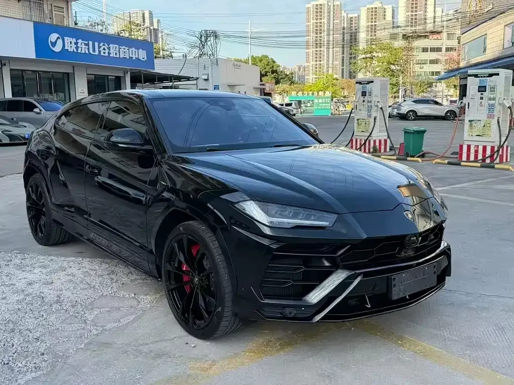 Lamborghini Urus — фото 3